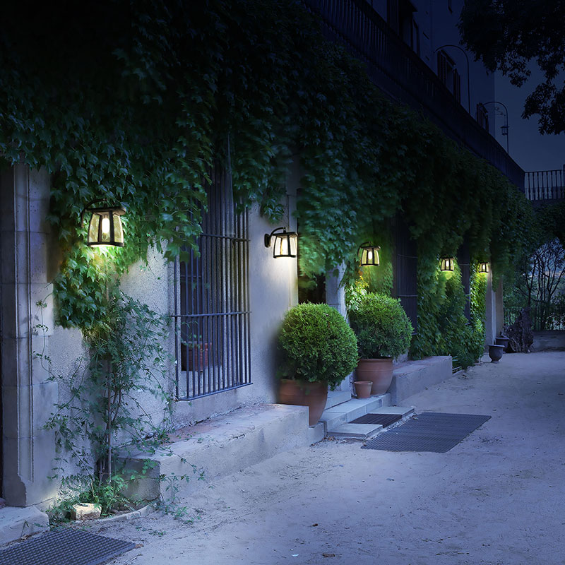 Lampa Solara LED Portabila de Exterior pentru curte, gradina, terasa, Camping, 350 lumeni, 4 Moduri de utilizare, Black - foto 6